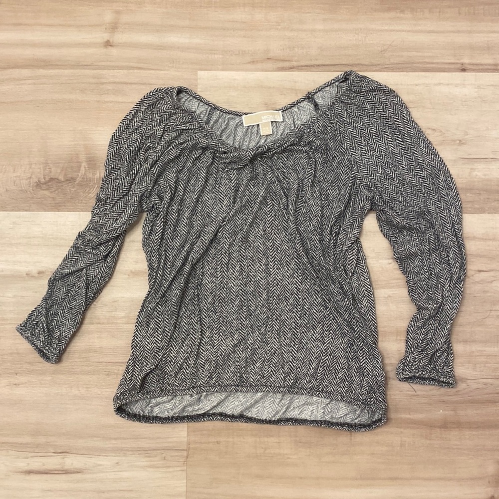 EUC Michael kors chevron gathered tee
